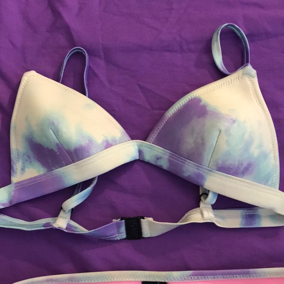 Triangl bathing suit - Picture 3 of 5